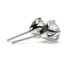 Mantua White Gold Stud Diamond Earring