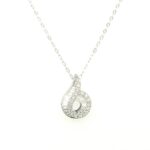 PO0825299 18K White Gold Diamond Pendant with chain